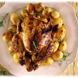 Poulet rôti au four avec du citron